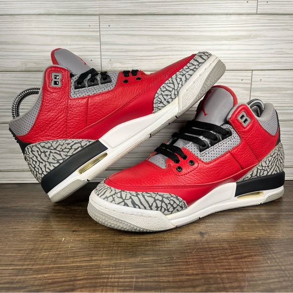 Air Jordan 3 Retro SE GS Unite Youth Red Shoes - Youth 6Y - Women’s 7.5 - Picture 4 of 9